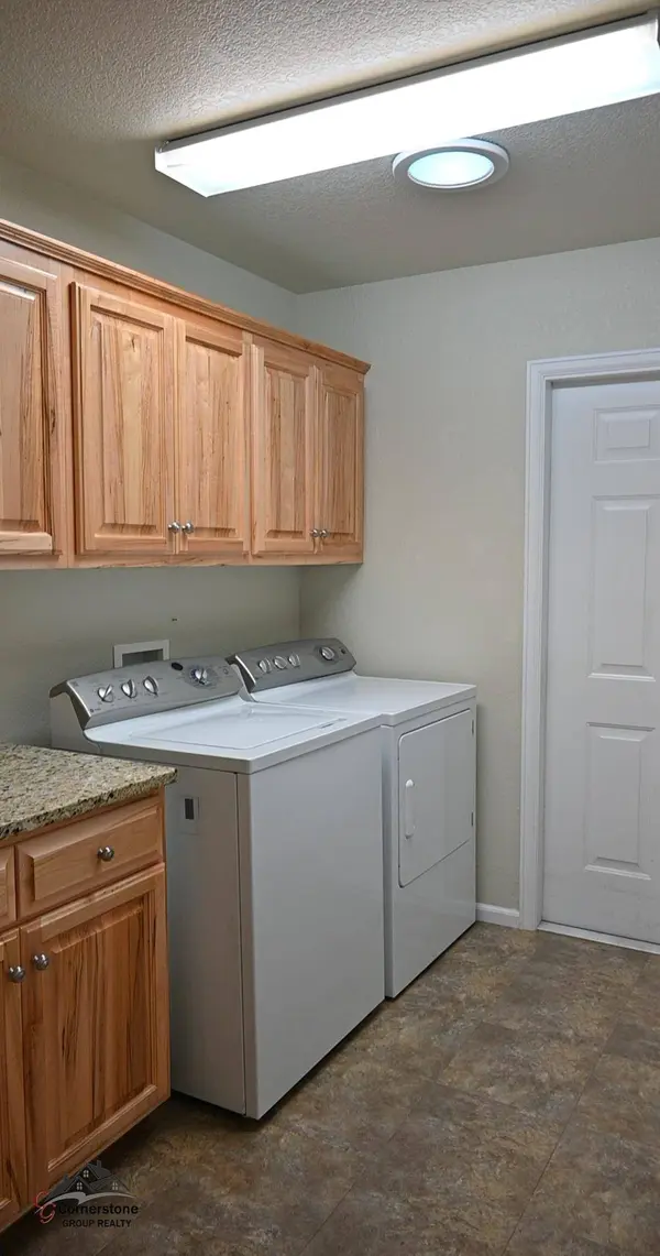 1403 Pioneer Avenue, Riverton, WY 82501