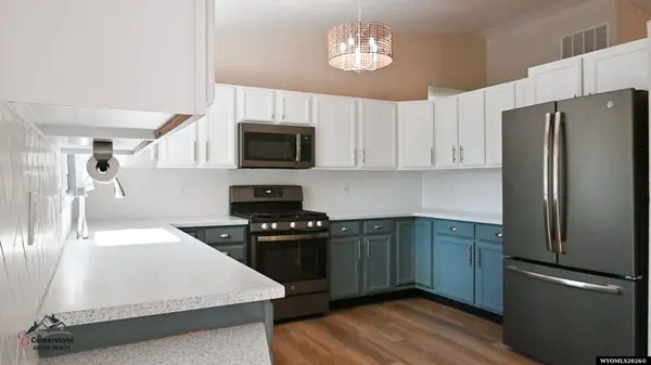 815 W Monroe Avenue, Riverton, WY 82501