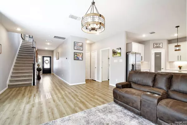 921 Windflower, New Braunfels, TX 78130