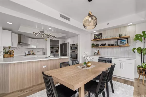 1 Keahole PL #2612, Honolulu, HI 96825