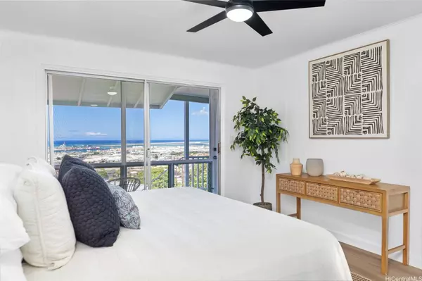 1076 Ilima DR #A, Honolulu, HI 96817