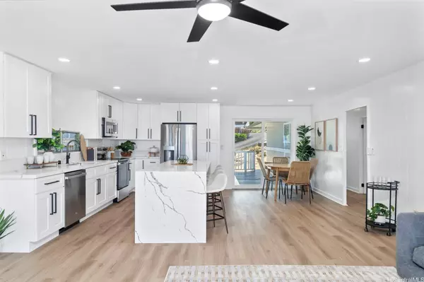 1076 Ilima DR #A, Honolulu, HI 96817