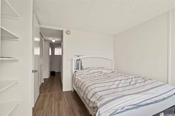 2121 Ala Wai BLVD #1902, Honolulu, HI 96815