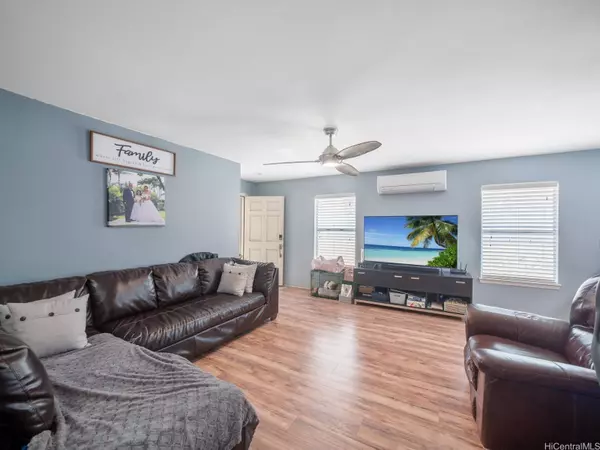87-155 Kulahanai PL, Waianae, HI 96792