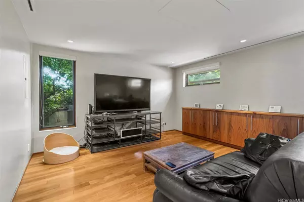 61-279 Kamehameha HWY, Haleiwa, HI 96712