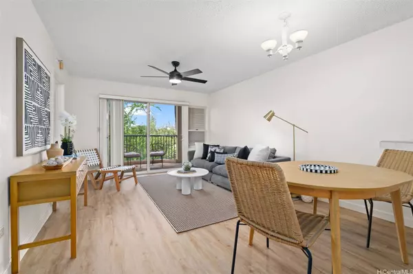 3075 Ala Poha PL #303, Honolulu, HI 96818