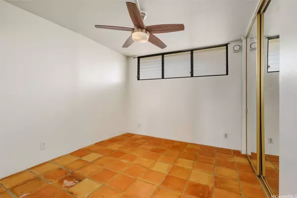 2121 Ala Wai BLVD #1205, Honolulu, HI 96815