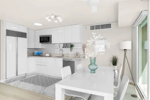 1288 Kapiolani BLVD #I2103, Honolulu, HI 96814