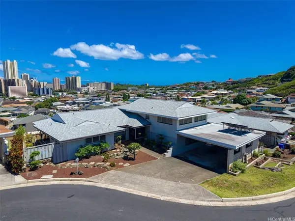 3515 Ala Haukulu PL, Honolulu, HI 96818