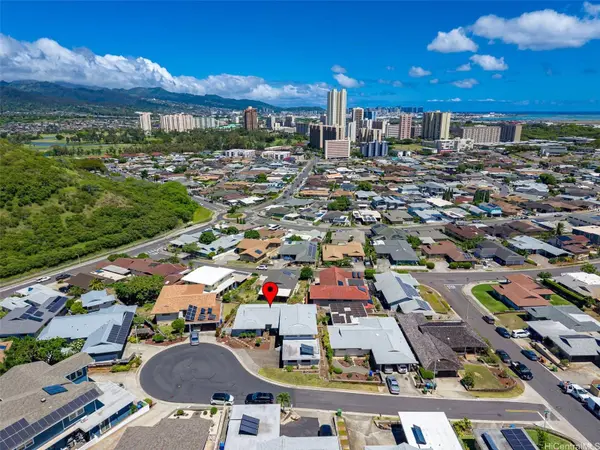 3515 Ala Haukulu PL, Honolulu, HI 96818