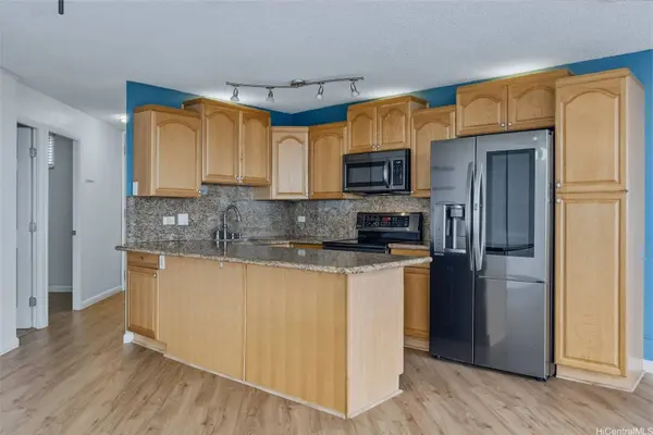 98-099 Uao PL #2504, Aiea, HI 96701