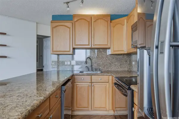 98-099 Uao PL #2504, Aiea, HI 96701