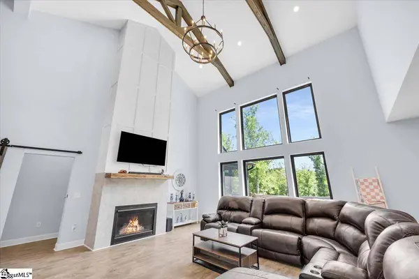1194 Ninety-Nine Island Road, Blacksburg, SC 29702