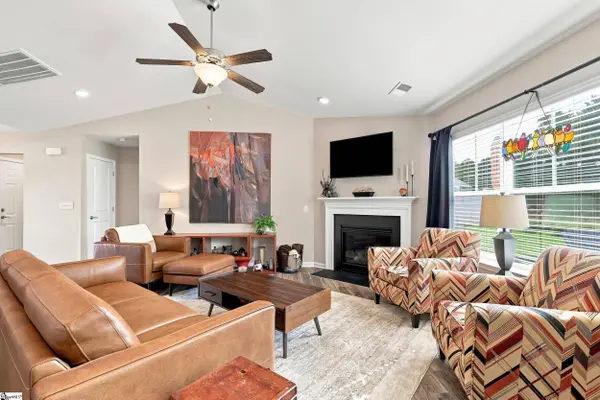 165 Noble Creek Road, Woodruff, SC 29388