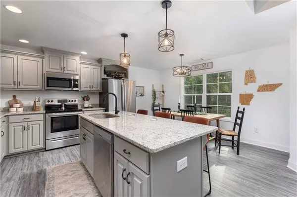 30 Veterans CT, Fort Mitchell, AL 36856