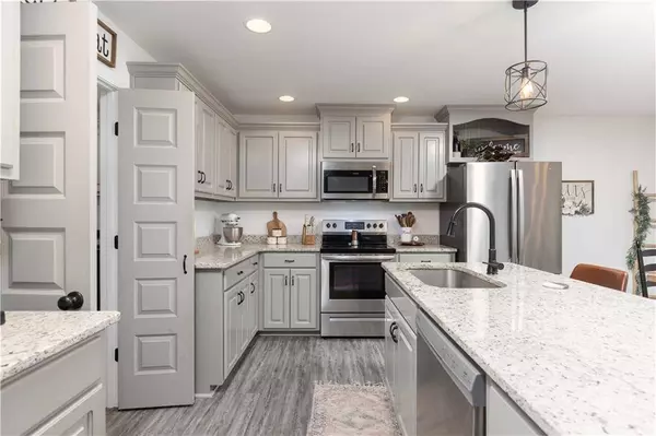 30 Veterans CT, Fort Mitchell, AL 36856