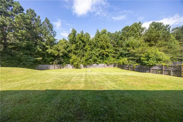 272 Running Bear DR, Smiths Station, AL 36877