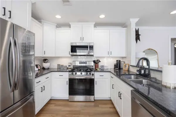 90 Quail Run AVE, Smiths Station, AL 36877