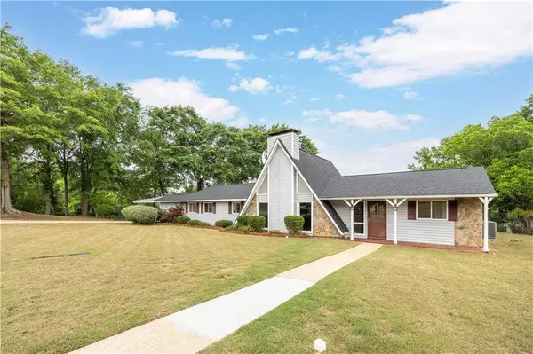 2504 Beacon Street, Phenix City, AL 36867
