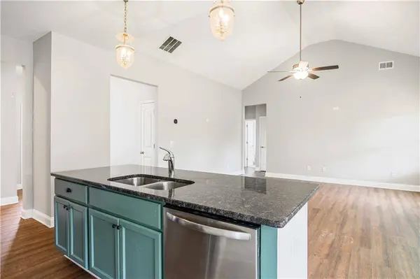 4 Belmont DR, Fort Mitchell, AL 36856