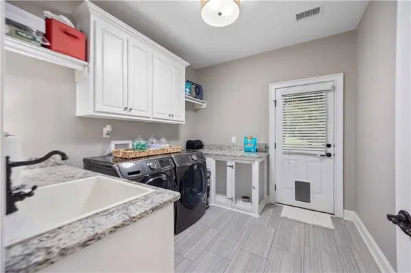 1456 Lee Road 2204, Smiths Station, AL 36877