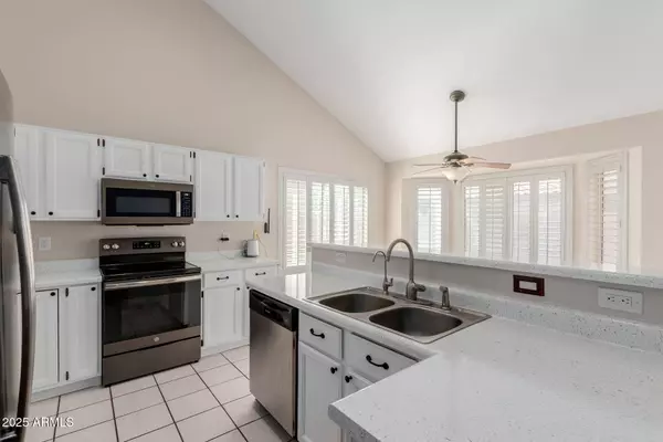 4608 W JOSHUA Boulevard, Chandler, AZ 85226