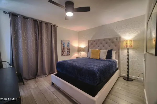 3209 S COLLEGE Avenue, Tempe, AZ 85282