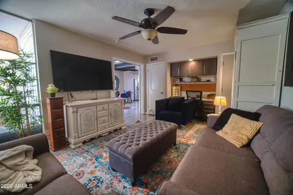 3209 S COLLEGE Avenue, Tempe, AZ 85282