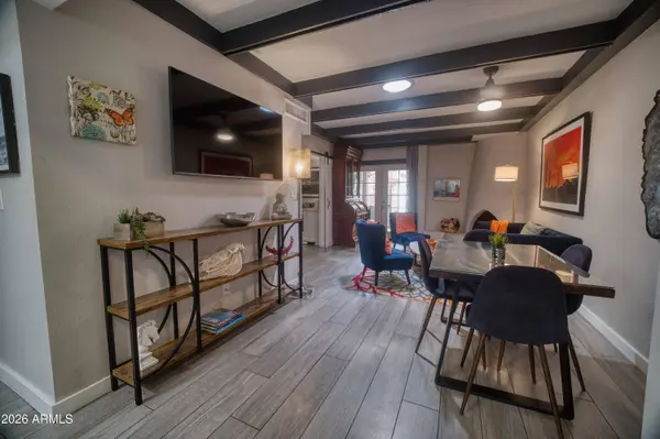 3209 S COLLEGE Avenue, Tempe, AZ 85282