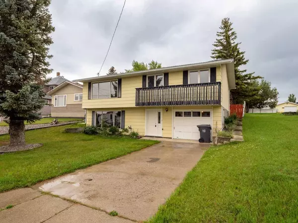 724 Florence ST, Pincher Creek, AB T0K 1W0