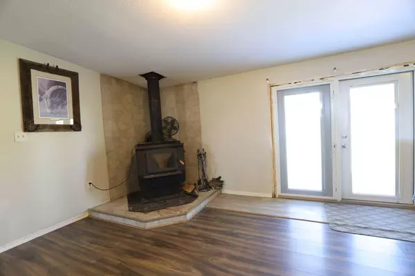 290 2 AVE NW, Glenwood, AB T0K 2R0