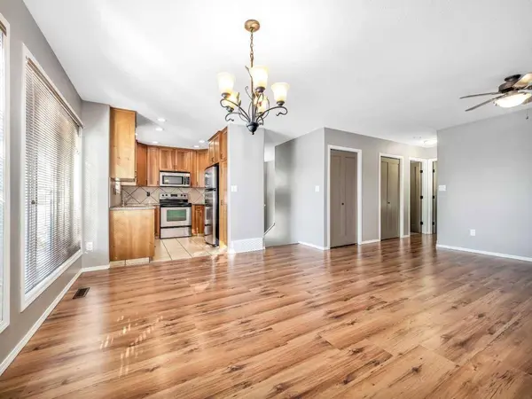881 Kettles ST, Pincher Creek, AB T0K 1W0
