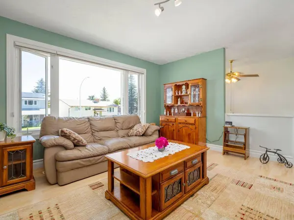 580 McDougall ST, Pincher Creek, AB T0K 1W0