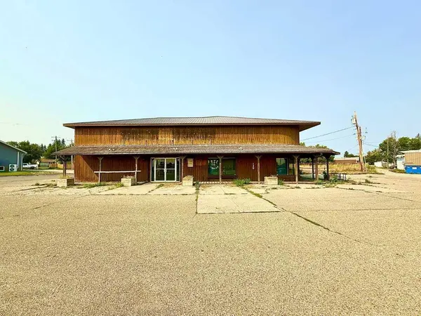 988 Main ST