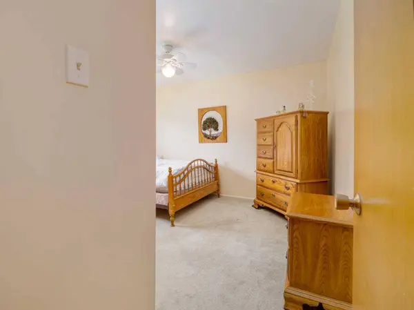 809 Hyde ST, Pincher Creek, AB T0K 1W0
