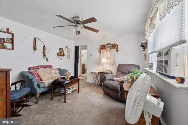 1412 TREMONT AVE, Norristown, PA 19401