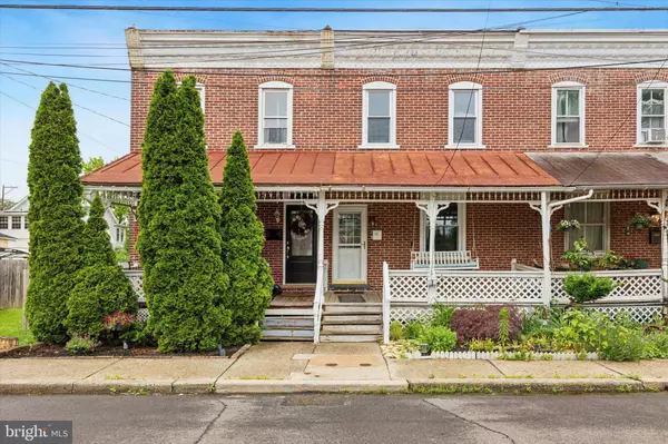 252 N 3RD ST, North Wales, PA 19454