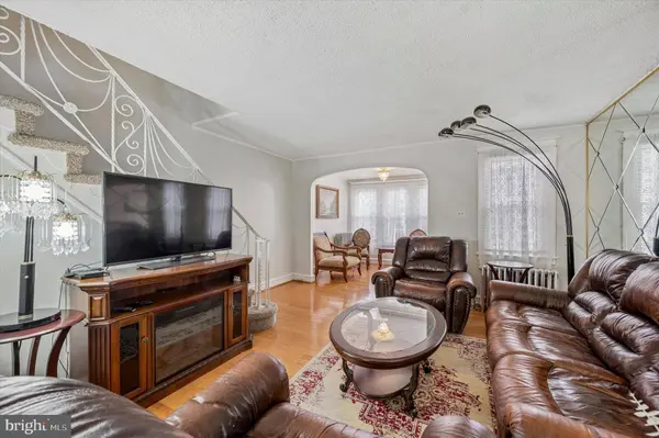 2929 MCKINLEY ST, Philadelphia, PA 19149