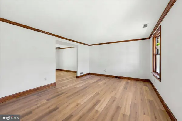 249 CAMBRIDGE DR, Langhorne, PA 19047