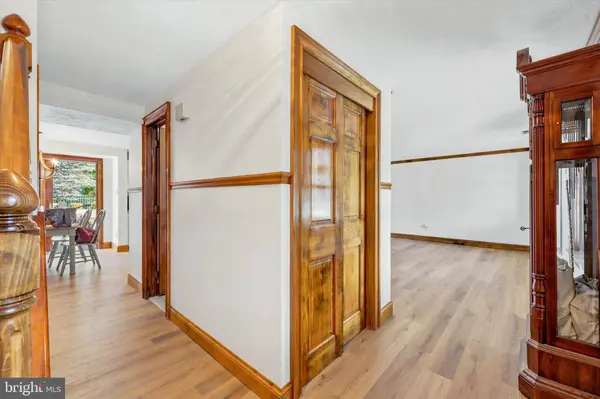249 CAMBRIDGE DR, Langhorne, PA 19047