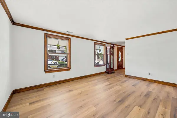 249 CAMBRIDGE DR, Langhorne, PA 19047