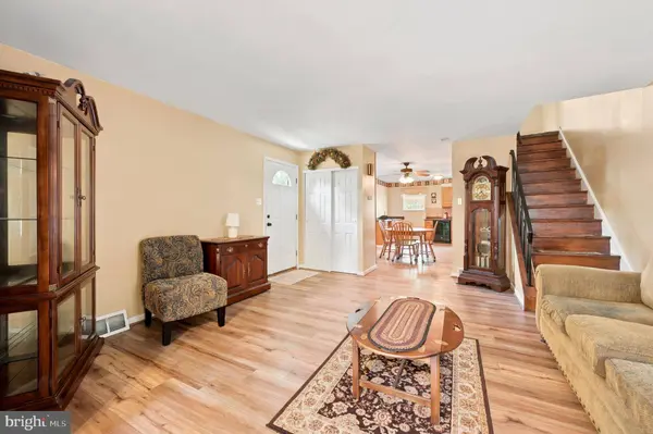 1734 CALAMIA DR, Norristown, PA 19401
