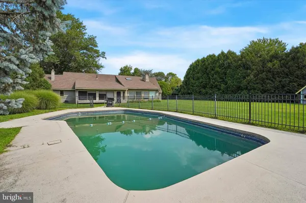 406 LOWER STATE RD, North Wales, PA 19454