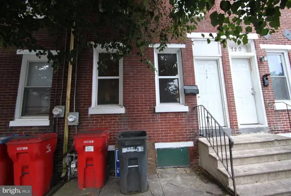 718 W ELM ST