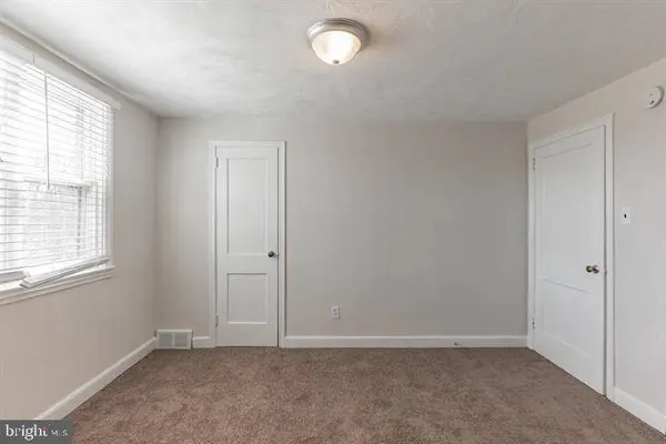 5 HARTRANFT AVE, Norristown, PA 19401