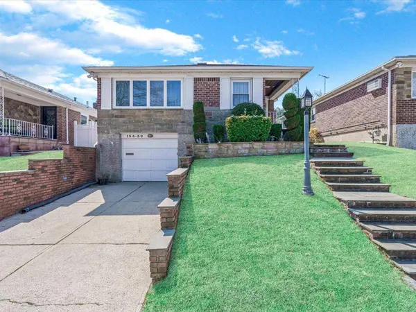 154-50 25 DR, Flushing, NY 11354