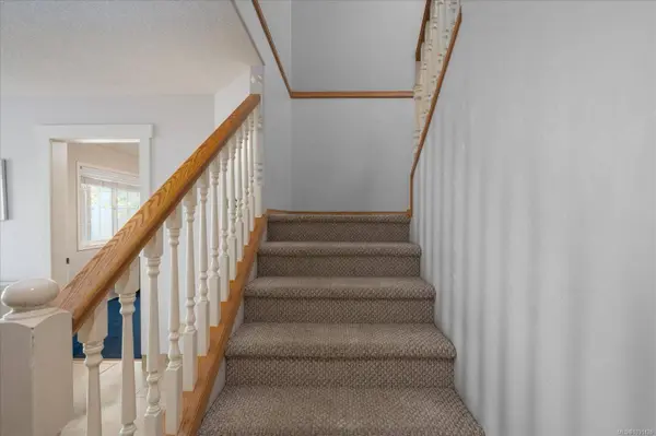 6427 Nidri Pl, Nanaimo, BC V9V 1N6