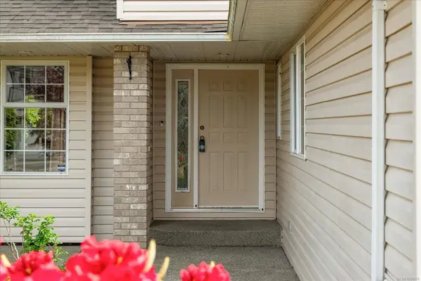 6324 Lasalle Rd, Nanaimo, BC V9V 1N5