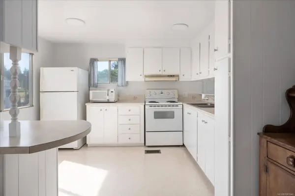 1572 Seabird Rd ##24, Nanaimo, BC V9G 1L3