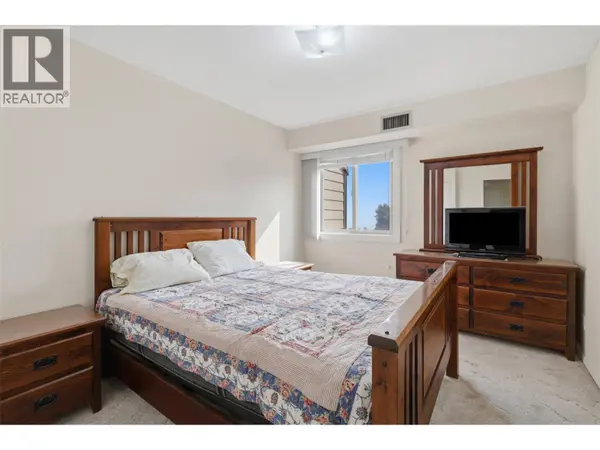 1560 Summit DR #348, Kamloops, BC V2E1R5